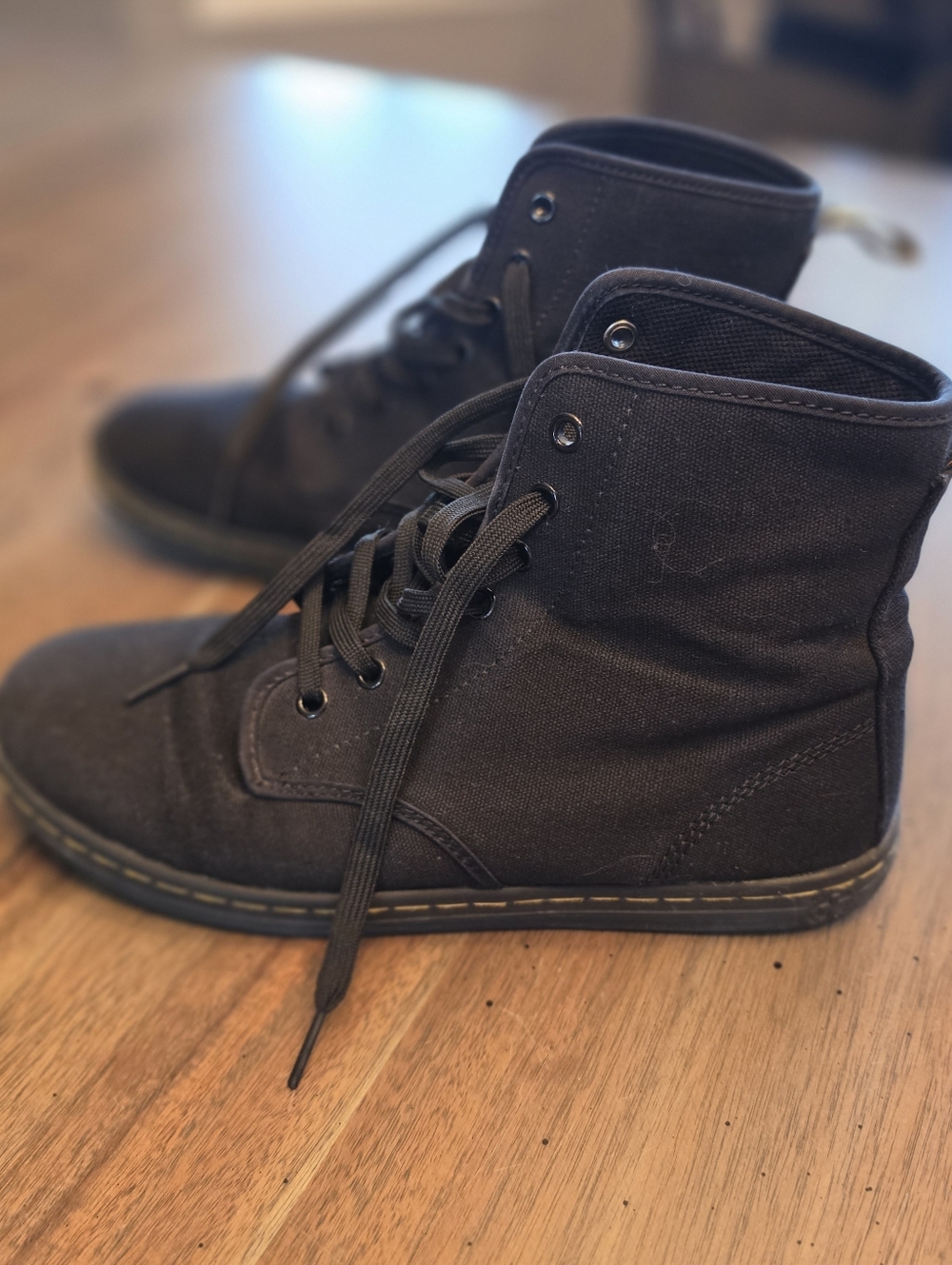 Dr Marten Shoreditch Canvas Boots